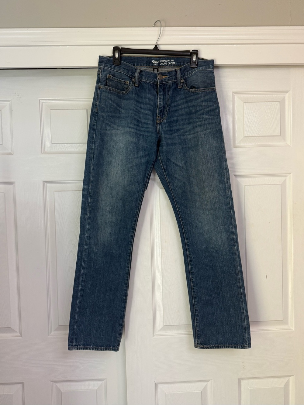 GAP Straight Leg Medium Blue Denim Jeans Men’s 32x32